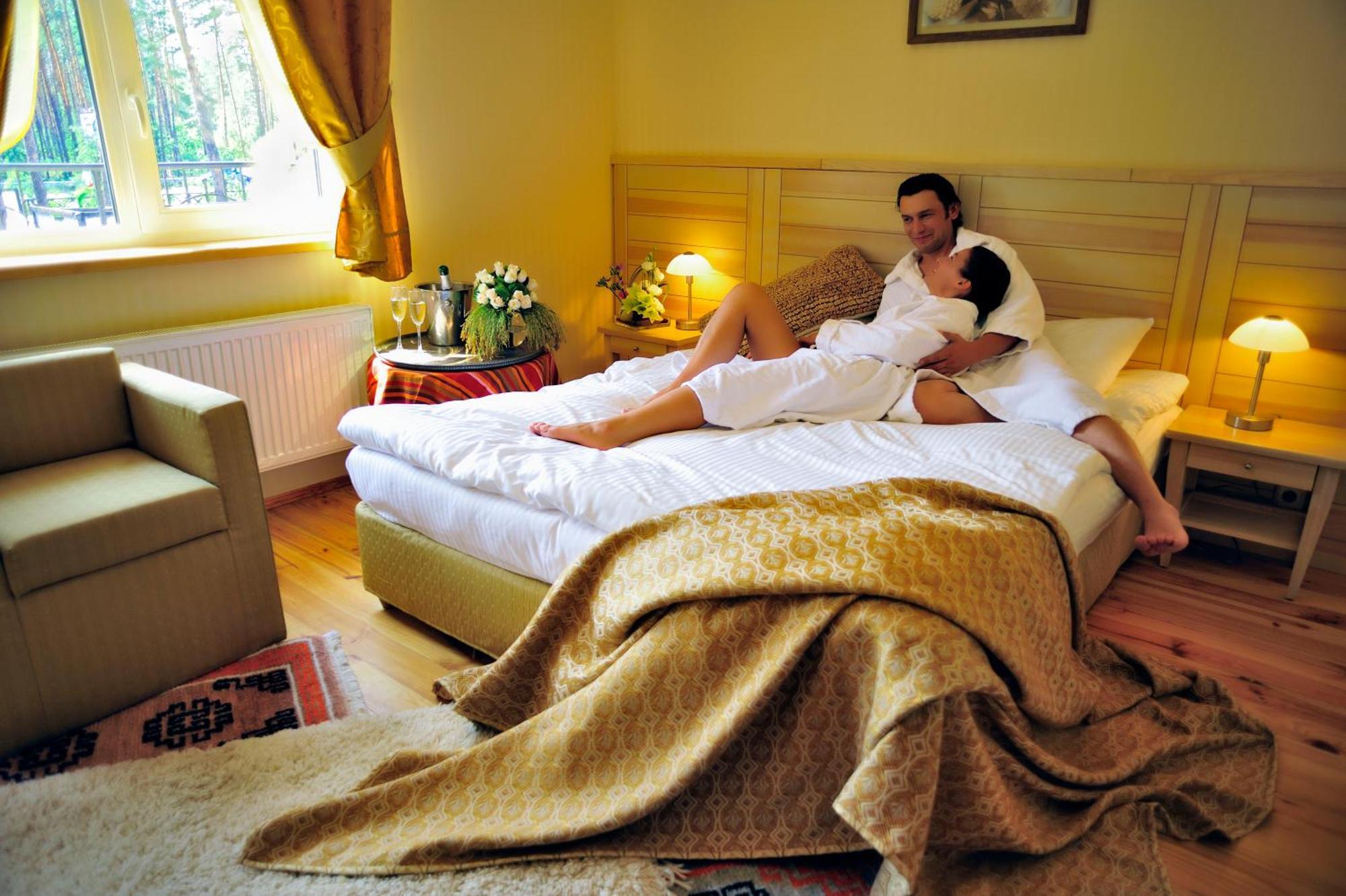 Seasons Spa Boutique Hotel Kozyn Esterno foto