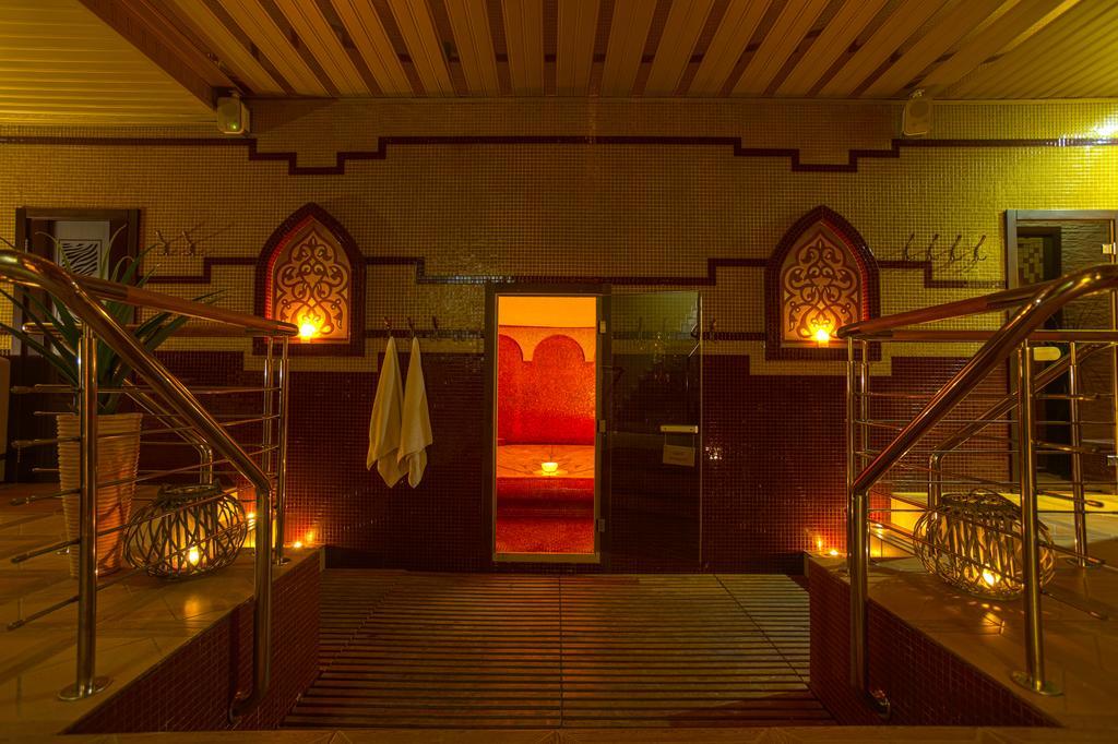 Seasons Spa Boutique Hotel Kozyn Esterno foto
